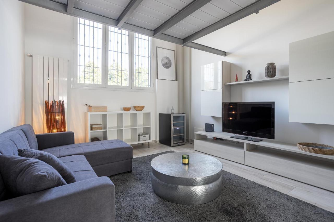 Ferienwohnung Navigli-Duomo Exclusive Design Loft Su Due Piani Con Wifi Mailand Exterior foto